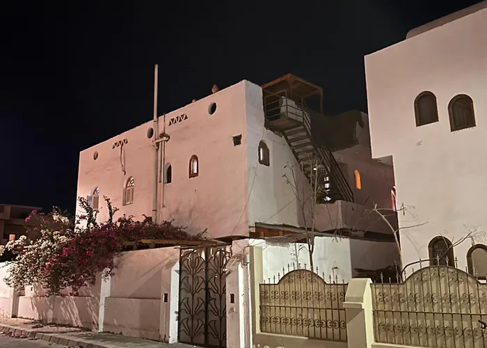 Pengyou House شقة دهب